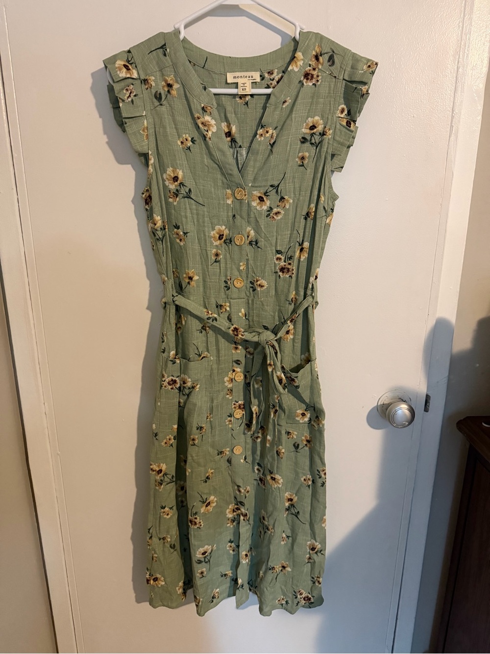 Monteau Sage Green Floral Button-Front Midi Dress with Cream Flowers